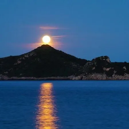 Belle Helene Ξενοδοχείο 3*