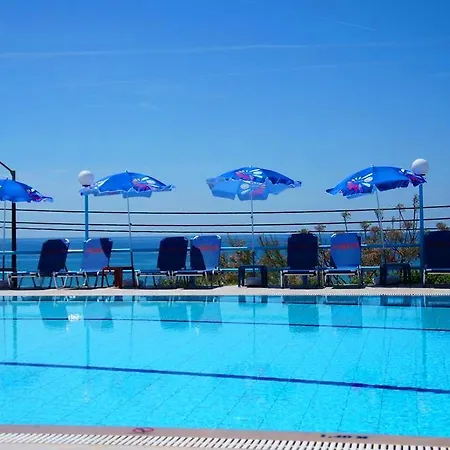 Belle Helene 3* Агиос-Георгиос-Пагон