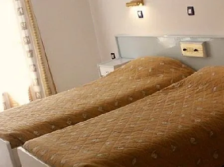 فندق Belle Helene آغيوس غيوريوس باغون