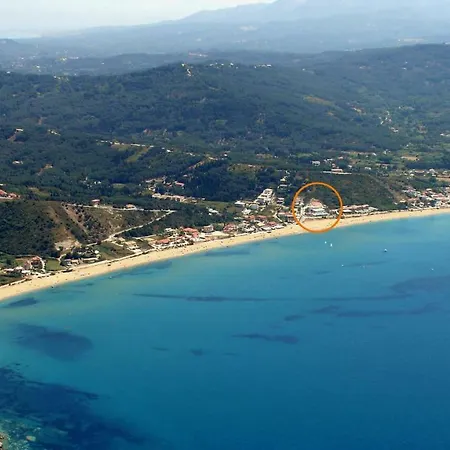 Belle Helene Агиос-Георгиос-Пагон